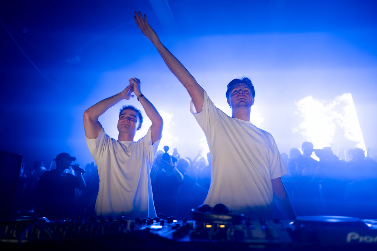 Loading... just a sec